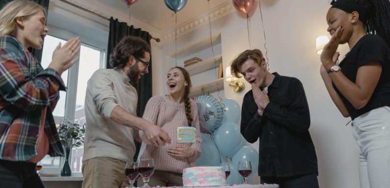 Gift Ideas For a Baby Gender Reveal Party