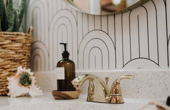 1930s-Inspired Bathroom: Design Tips